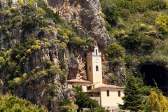 santuario-madonna-della-grotta_villaggiocampingmaratea